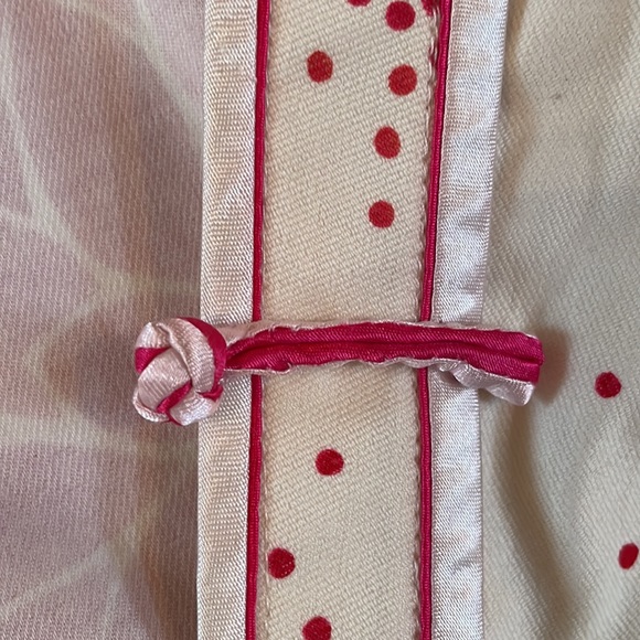 Unique Vest in qi pao/cheongsam style. Minimal wear. - Picture 8 of 8